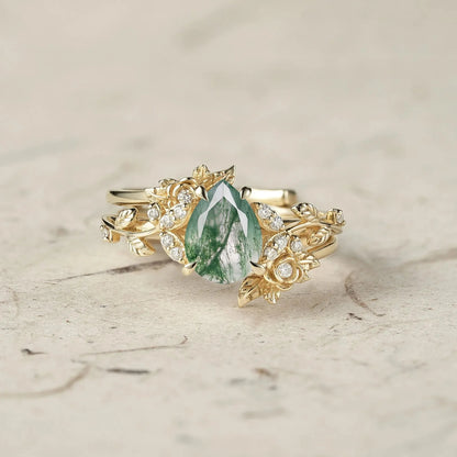 Rose Blossom: Pear Cut Moissanite Leaf Ring Set | Jade