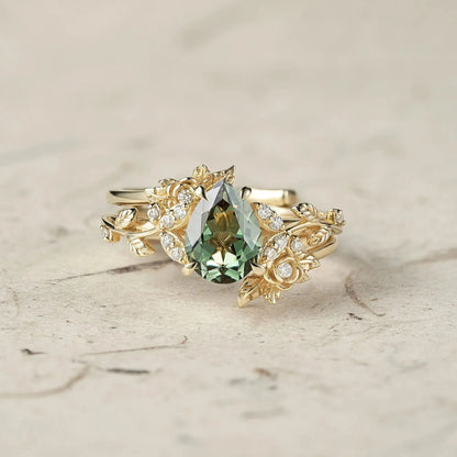 Rose Blossom: Pear Cut Moissanite Leaf Ring Set | Jade