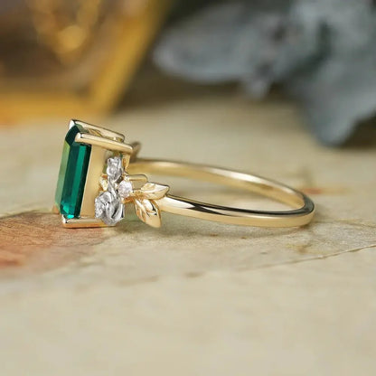 Rose Blossom: Vintage Two-Tone Emerald Ring - Trinity