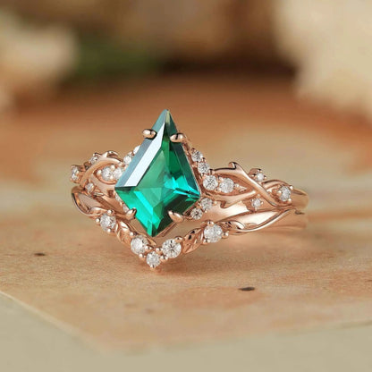Twig Emerald & Moissanite Bridal Set - Leonie