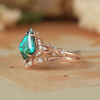 Twig Emerald & Moissanite Bridal Set - Leonie