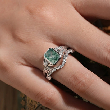 Unique Emerald Cut Emerald & Moissanite Ring Set 2pcs-Anya