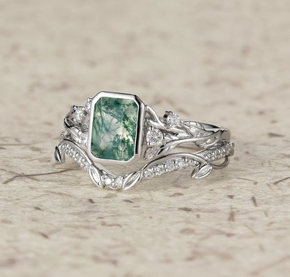 Unique Emerald Cut Emerald & Moissanite Ring Set 2pcs-Anya