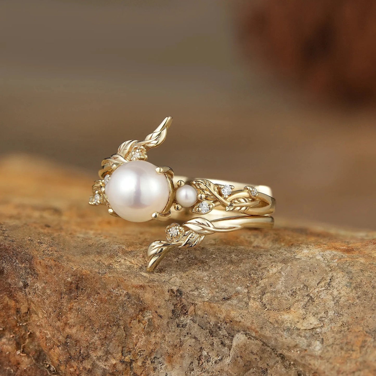 Vintage Leaf-Inspired Gold Ring with Pearl-Indra