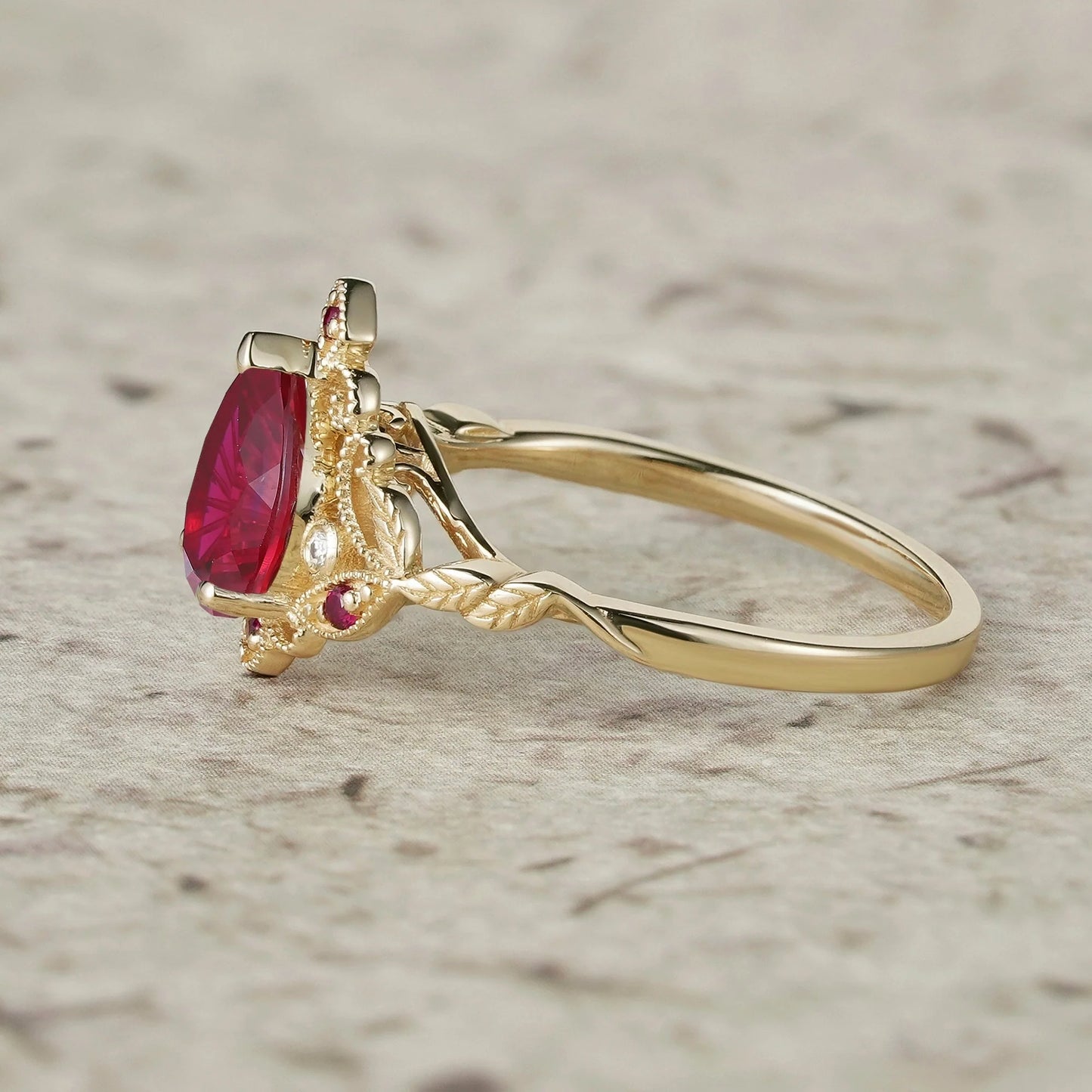 Vintage Milgrain Design Sparkle Cut Ruby Leaf Ring Set-Eulalia
