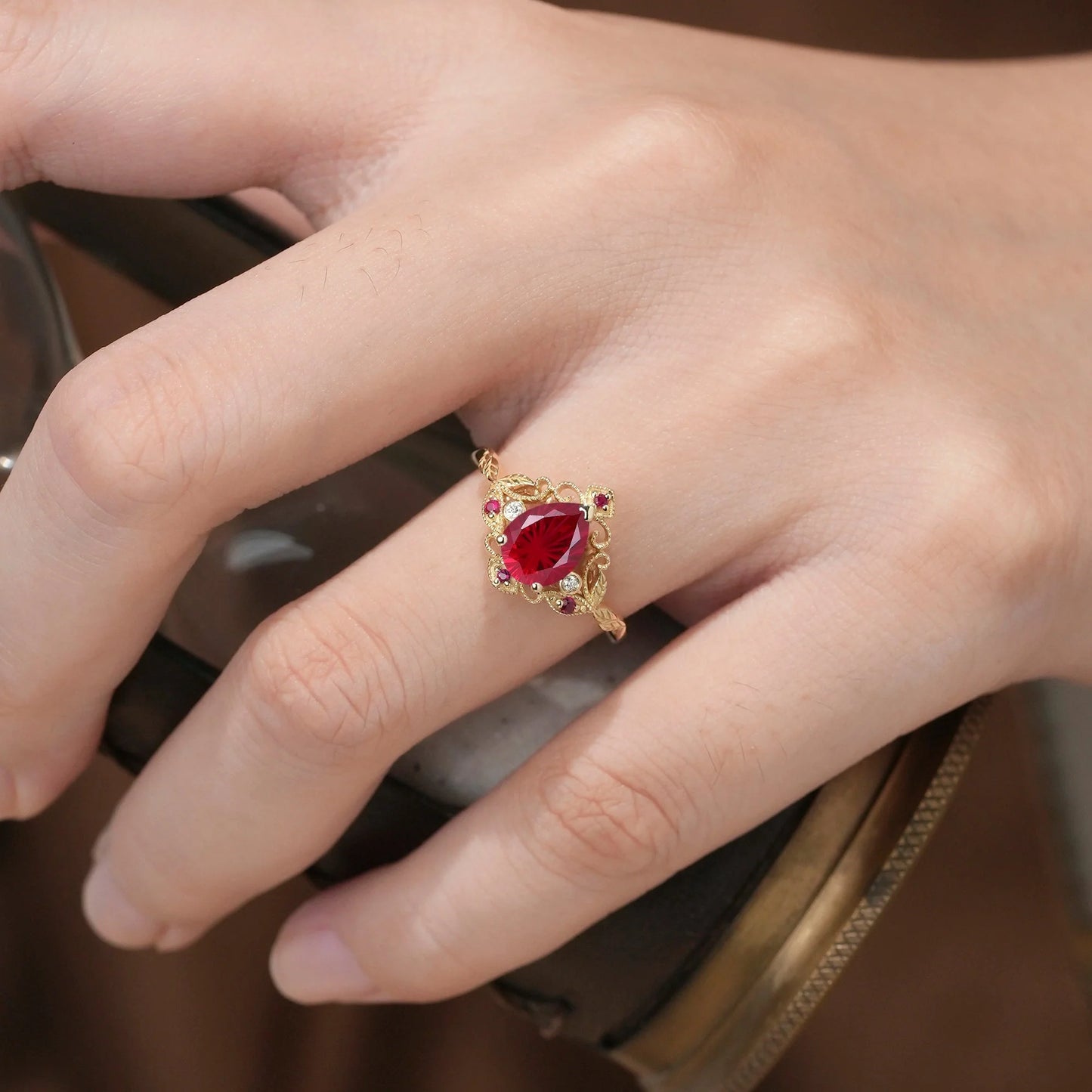 Vintage Milgrain Design Sparkle Cut Ruby Leaf Ring Set-Eulalia